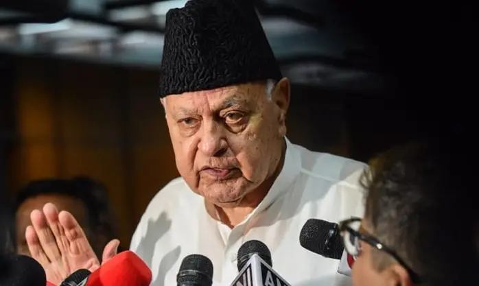 পাকিস্তান মূর্খের স্বর্গে বাস করছে’: ফারুক আব্দুল্লাহ
